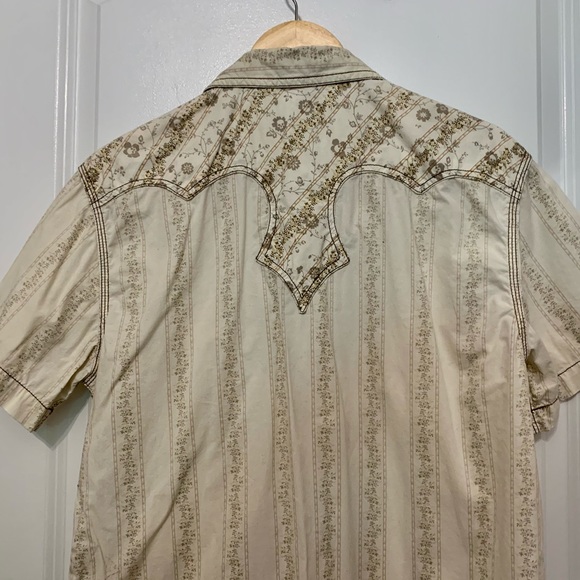 Arizona Jeans Co. western style women’s button up shirt - Picture 8 of 13